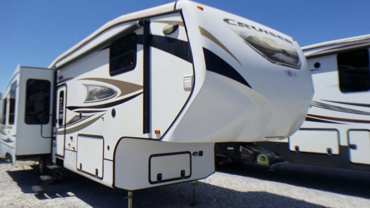 Crossroads Cruiser CF345RF trailer
