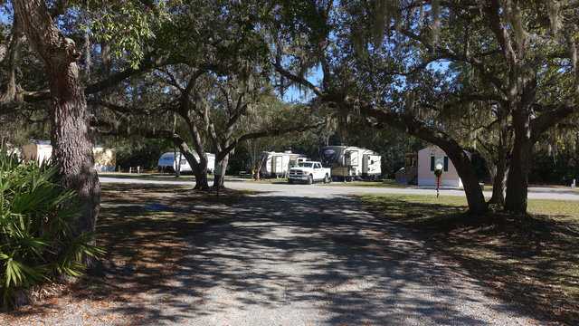 Bus park at Doc’s RV Park