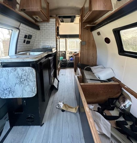 camper flooring replacement