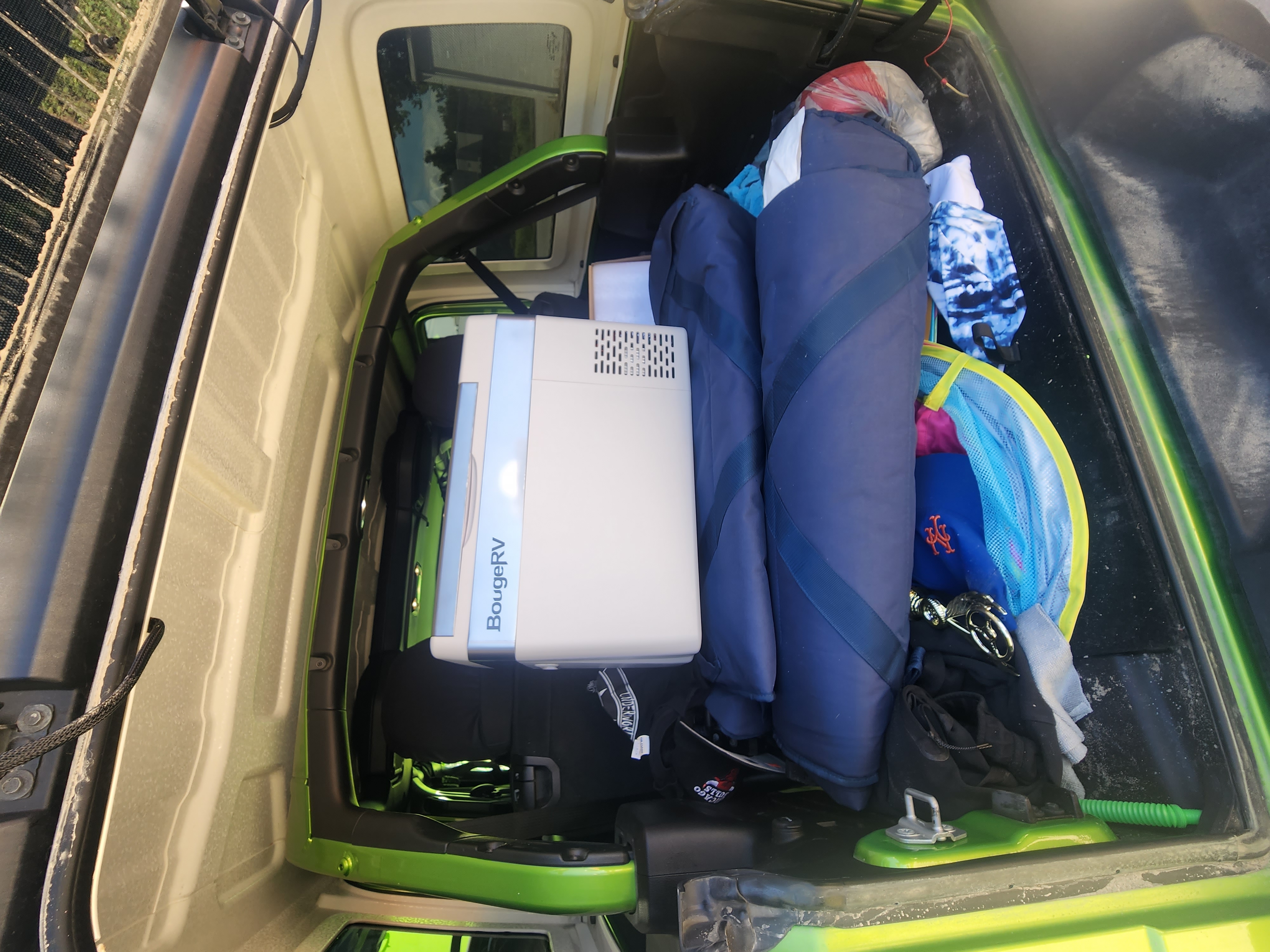 portable fridge in jeep trunk
