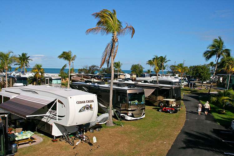 Jolly Roger RV Resort with rvs parked